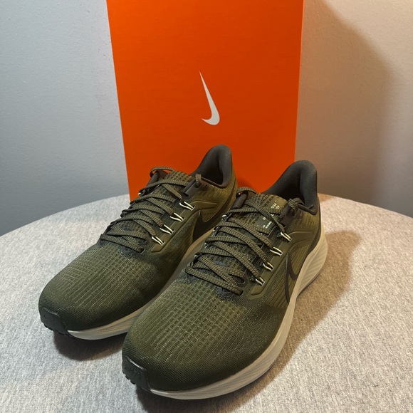Nike Air Zoom Pegasus 39 Cargo Khaki Running Men's Shoe Size 10.5 DH4071-300